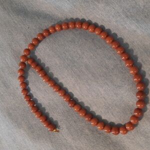 Gemstone necklace jasper (unsure price reflects)